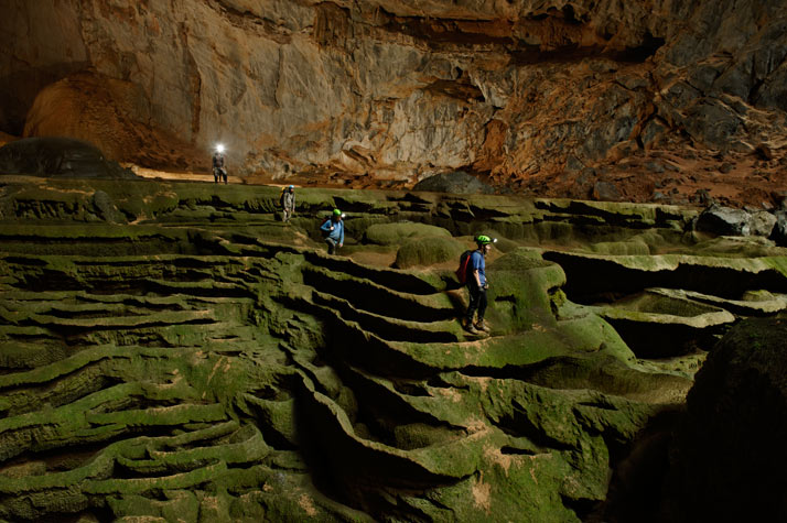 Vietnan - World largest cave